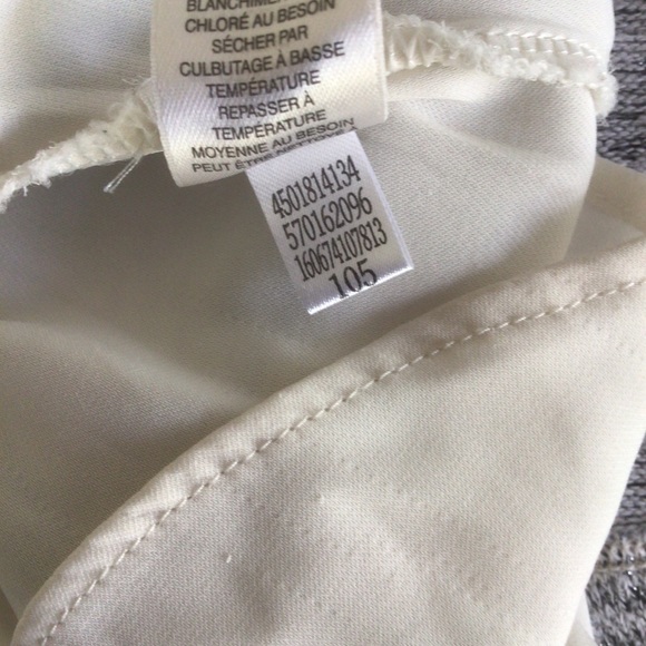 WHITE HOUSE BLACK MARKET LAYERED TOP SMALL - Picture 12 of 16